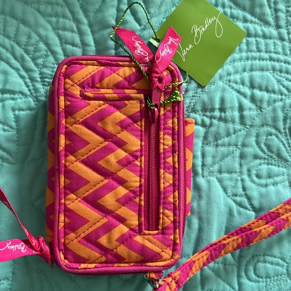 Vera Bradley wrislet - Picture 4 of 5